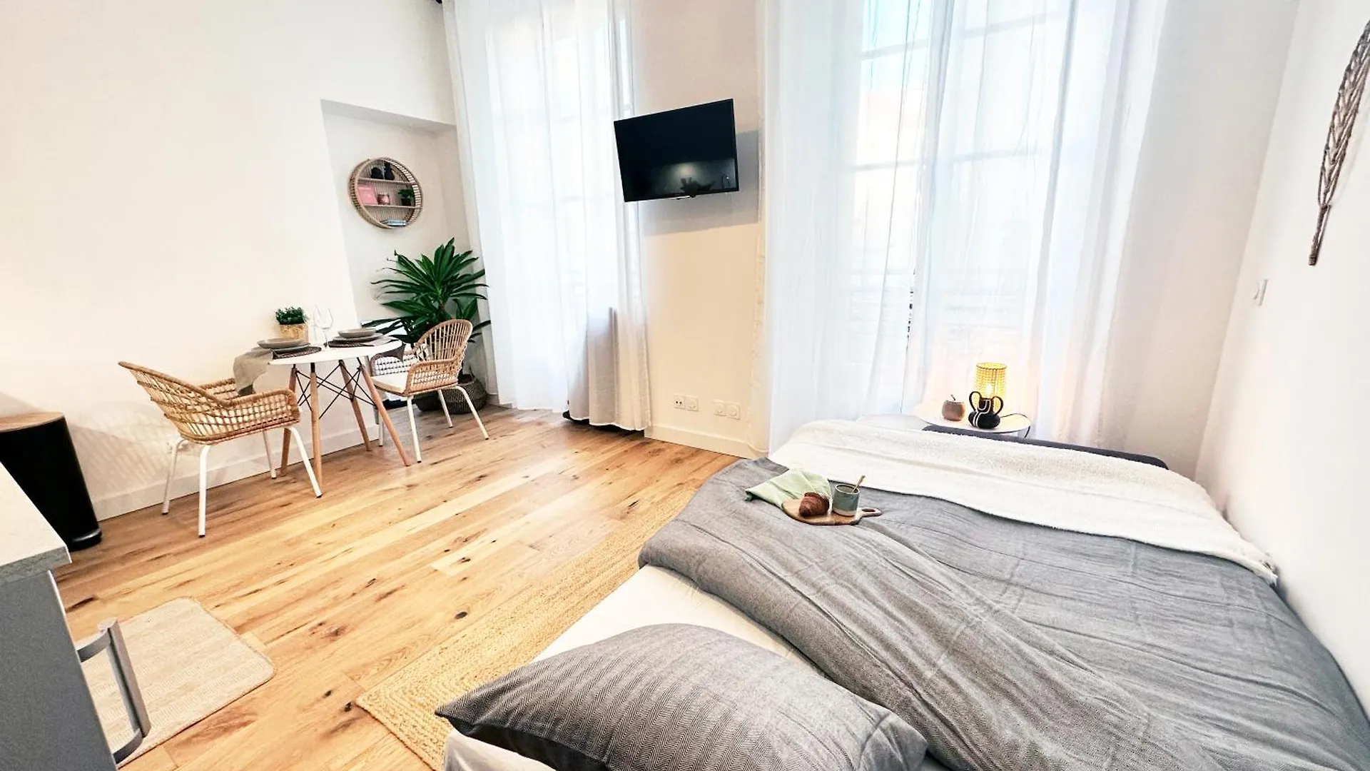 Apartment Cosy Et Climatise Au Palais Riviera Vieux Nice France